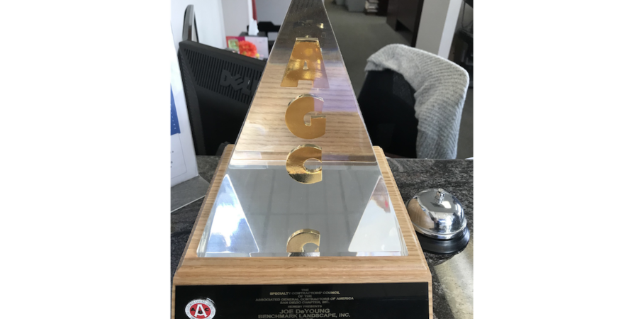 Joe DeYoung Receives AGC Construction Industry Leadership Award
